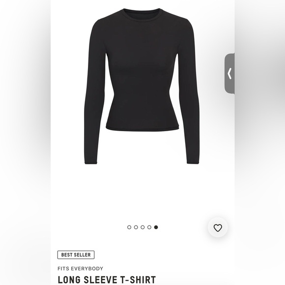SKIMS Tops - SKIMS fits everybody long sleeve t shirt